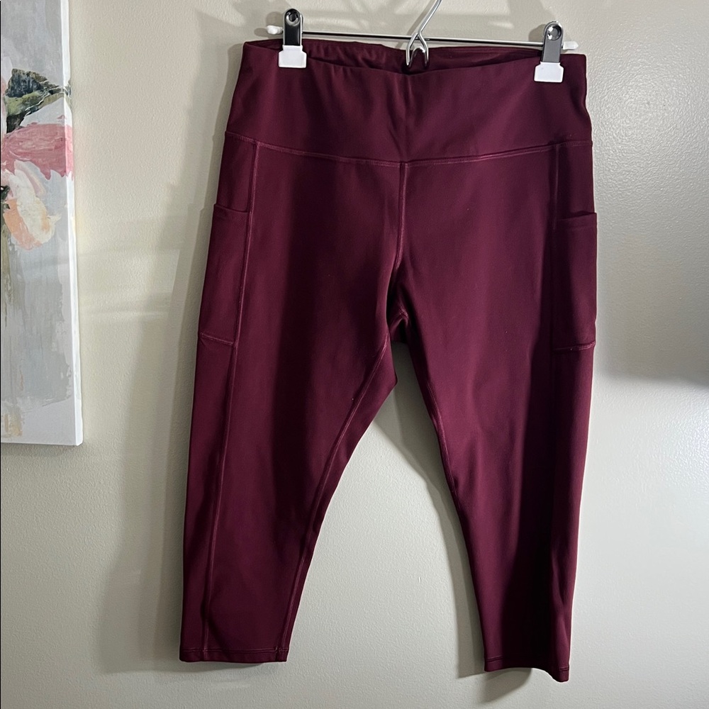 IUGA Women’s high waisted yoga pants/ workout capri Burgundy Leggings Size XXL
